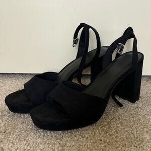 Old Navy Black Heels